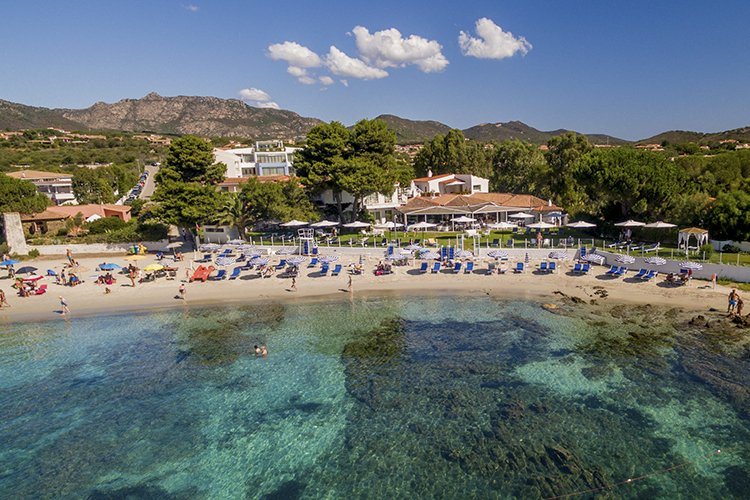 Pelican Beach Resort