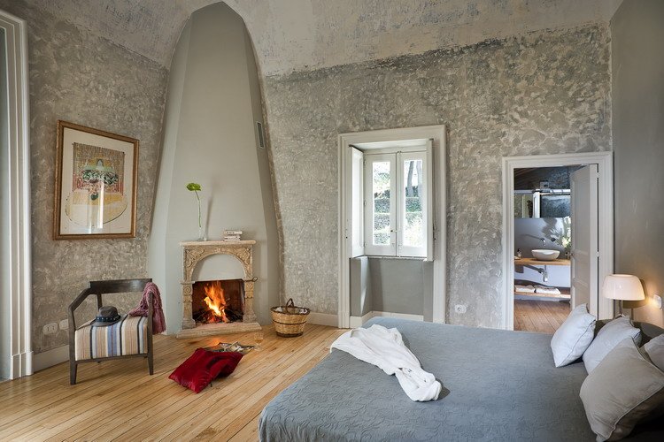 Monaci delle Terre Nere