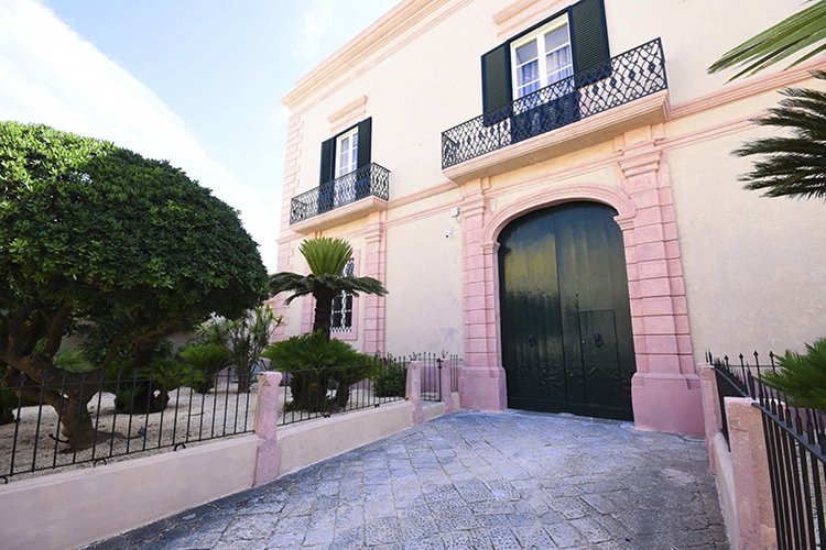 Palazzo Castriota Puglia