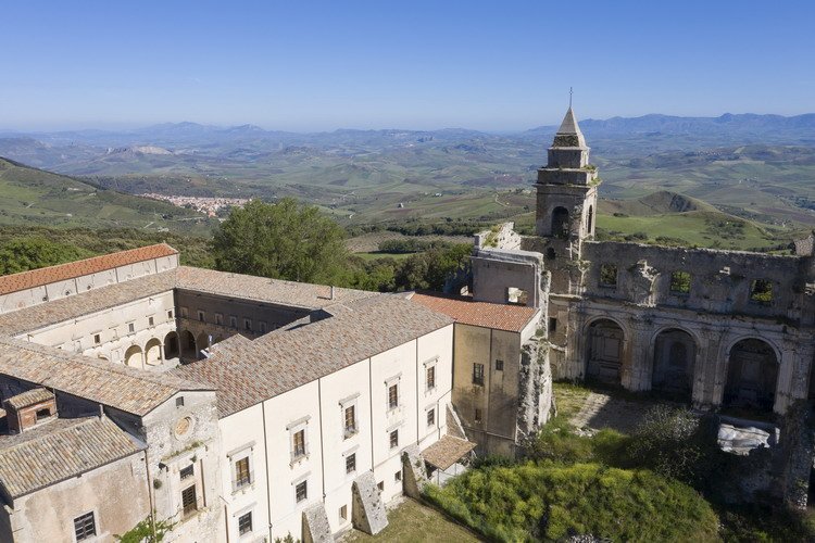 Abbazia Santa Maria del Bosco