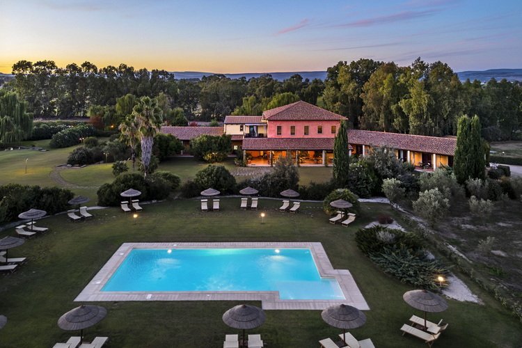 Janas Country Resort